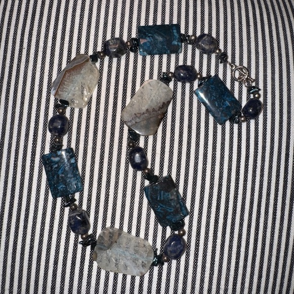 Stone Necklace 22” in Length. Blue Lapis and Neutral / taupe Stone - Picture 2 of 5